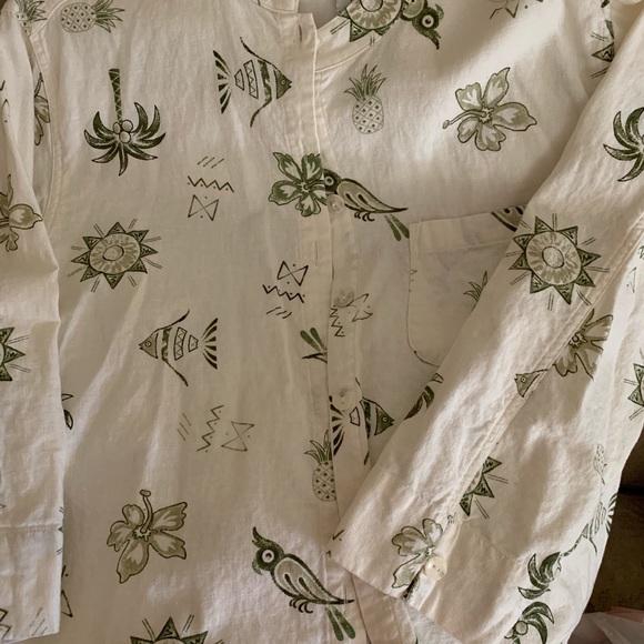 3 beautiful button down tops. All XL White Stag - Picture 3 of 3